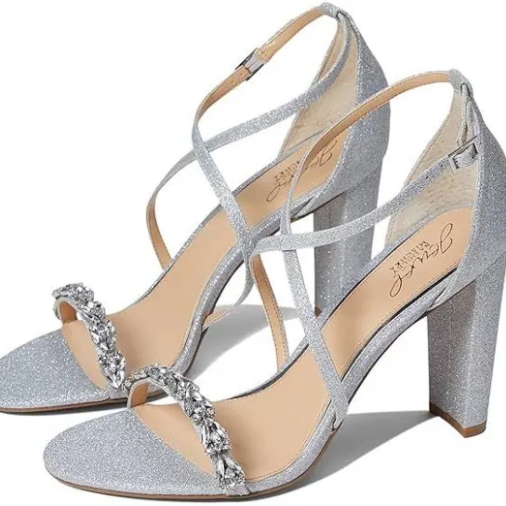 Jewel Badgley Mischka